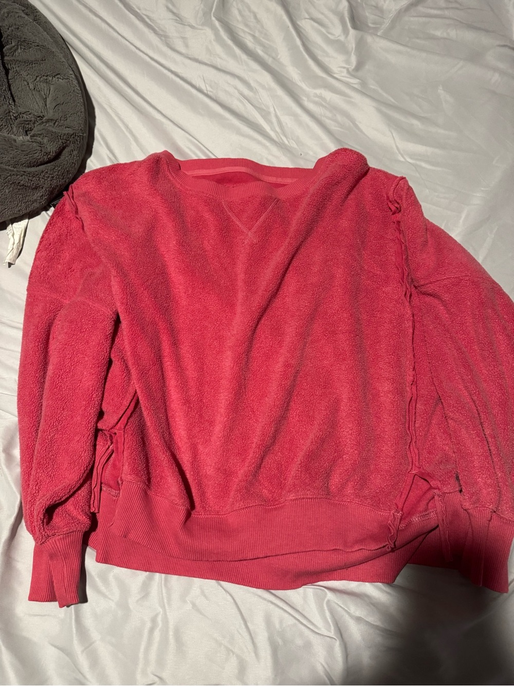 Women’s Cozy Plush Crewneck Sweater - red